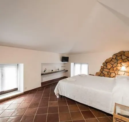 Glicini Bed & Breakfast 4*