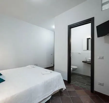 Bed & Breakfast Glicini 4*