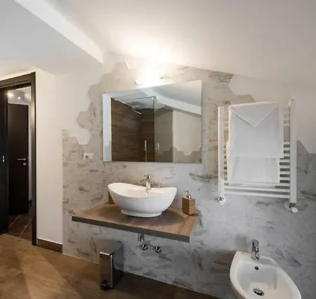 ベッド・アンド・ブレックファスト Glicini