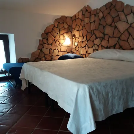 Bed and breakfast Glicini 4*