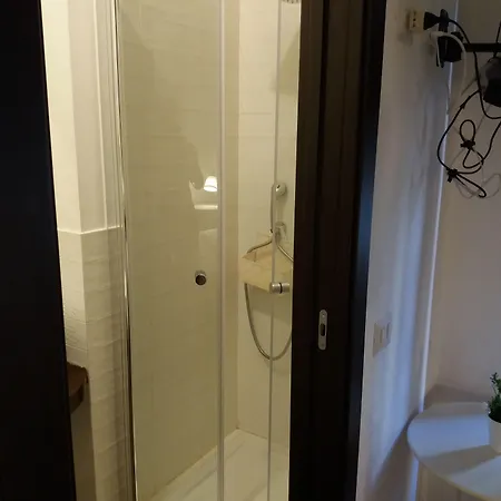 B&B Glicini 4*