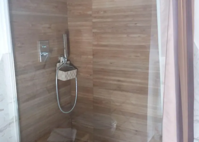 Glicini روما